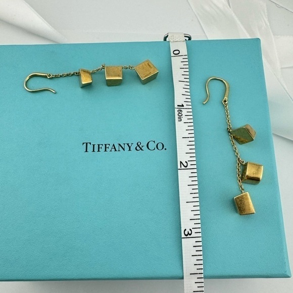 Tiffany & Co. Frank Gehry Torque Drop Earrings 18k Yellow Gold RARE - Picture 10 of 10